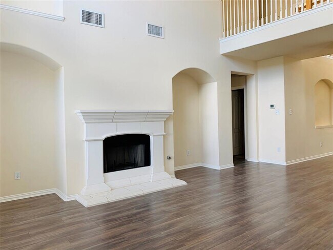 Building Photo - 2516 Brittany Lakes Dr
