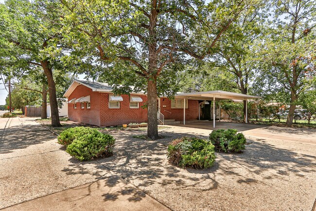 Building Photo - 3801 26th St