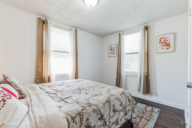 2nd Bedroom - 3333 Frances Ave