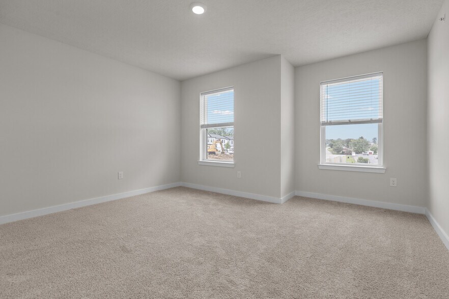 Building Photo - 216 Hanover Ln