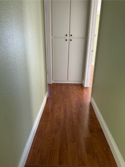 Building Photo - 10 Remington