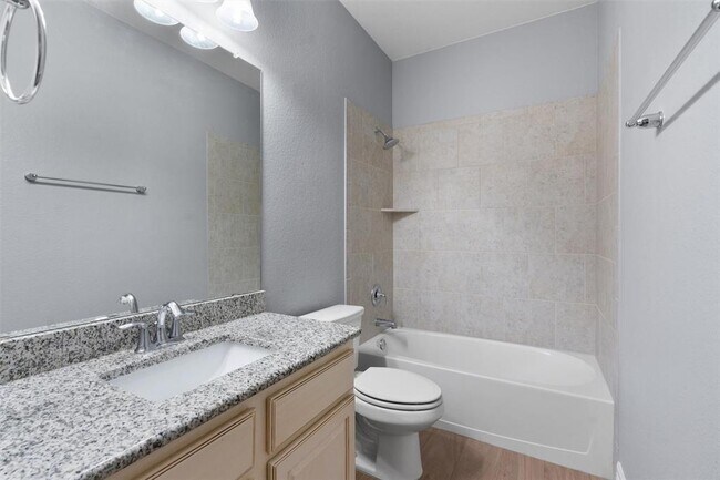 Building Photo - 321 Penna Ln