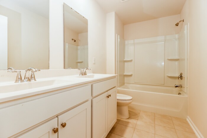 Building Photo - 125 Kelsey Ct