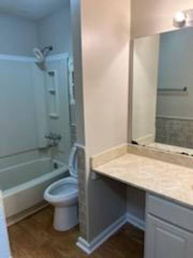 Building Photo - 3 Bedroom townhome in Snellville
