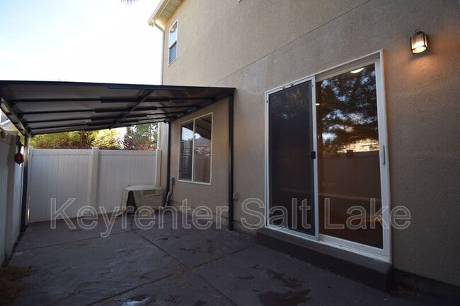Building Photo - 6762 W Callery Ln