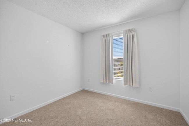 Building Photo - 125 Elmhurst Ln