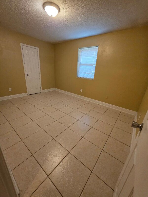 Building Photo - 9110 Morrison Rd