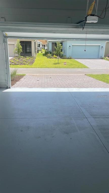 Building Photo - 11233 Listening Dr