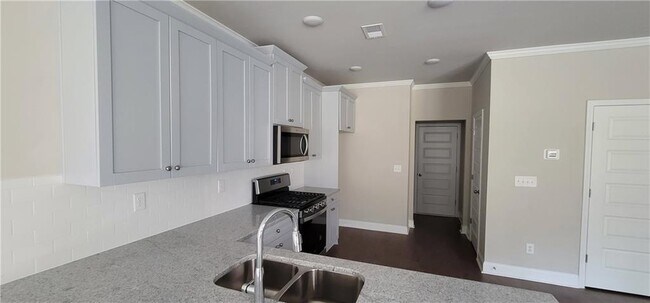 Building Photo - 5995 Arbor Knoll Pl