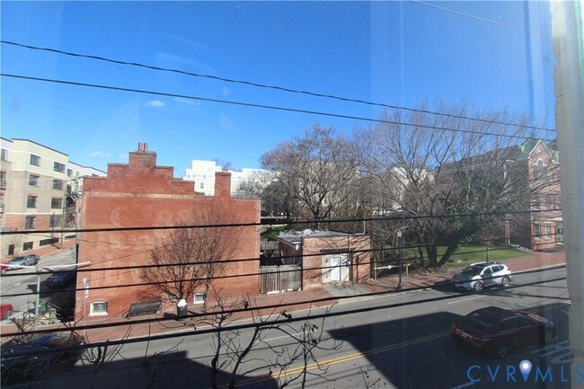 Building Photo - 219 N 19th St