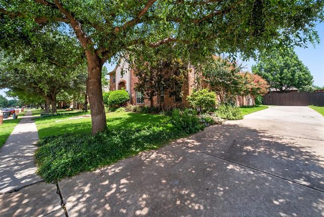 Building Photo - 404 Creekside Dr