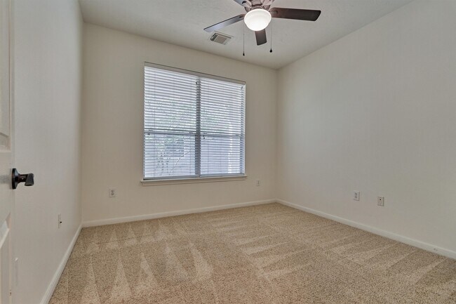 Building Photo - 98 N Country Gate Cir