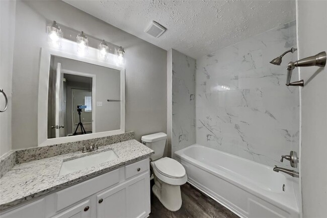 Building Photo - 7426 Boysenberry Ln