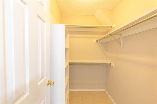 Building Photo - 3031 Renaissance Ct
