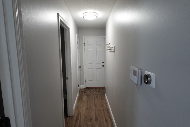 Building Photo - 2211 W Jubilee Ln