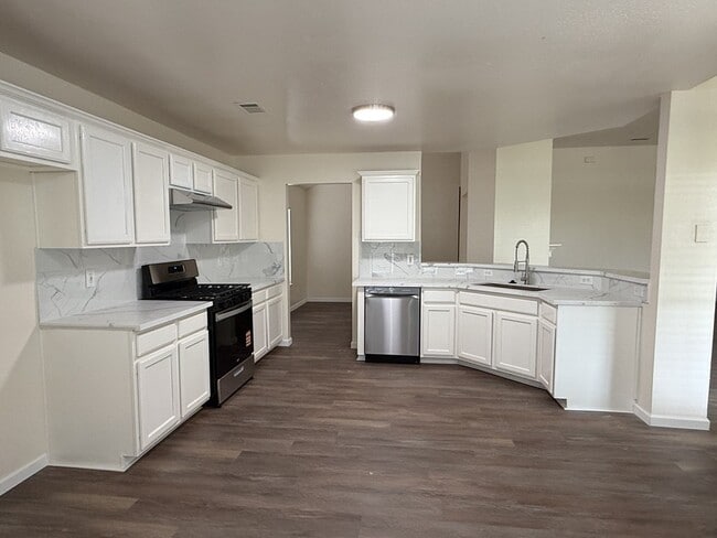 Building Photo - 10514 Encino Pass Trail