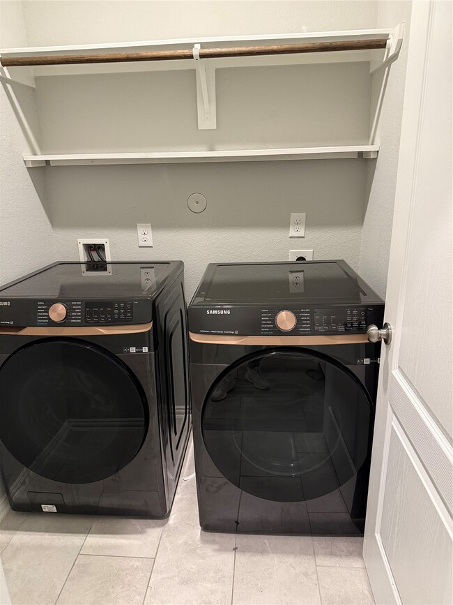 Building Photo - 31634 Brown Fern Dr