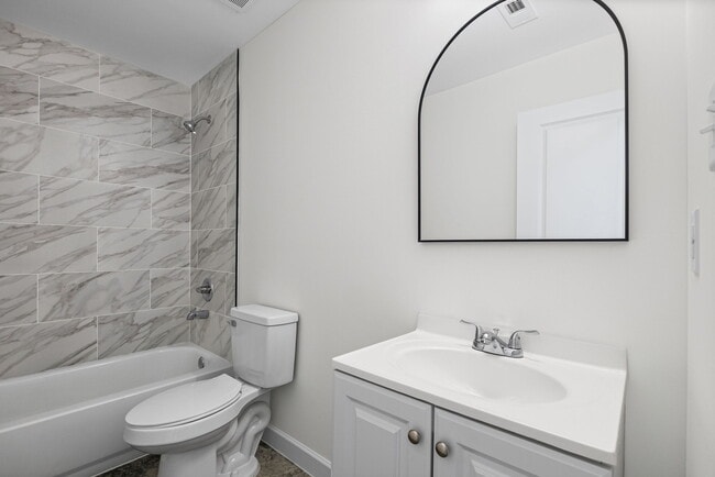 Building Photo - 1422 Rozelle St