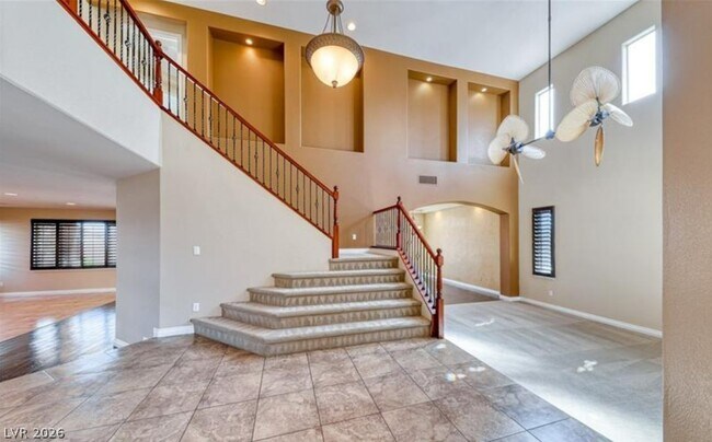 Building Photo - 10088 Keifer Valley St