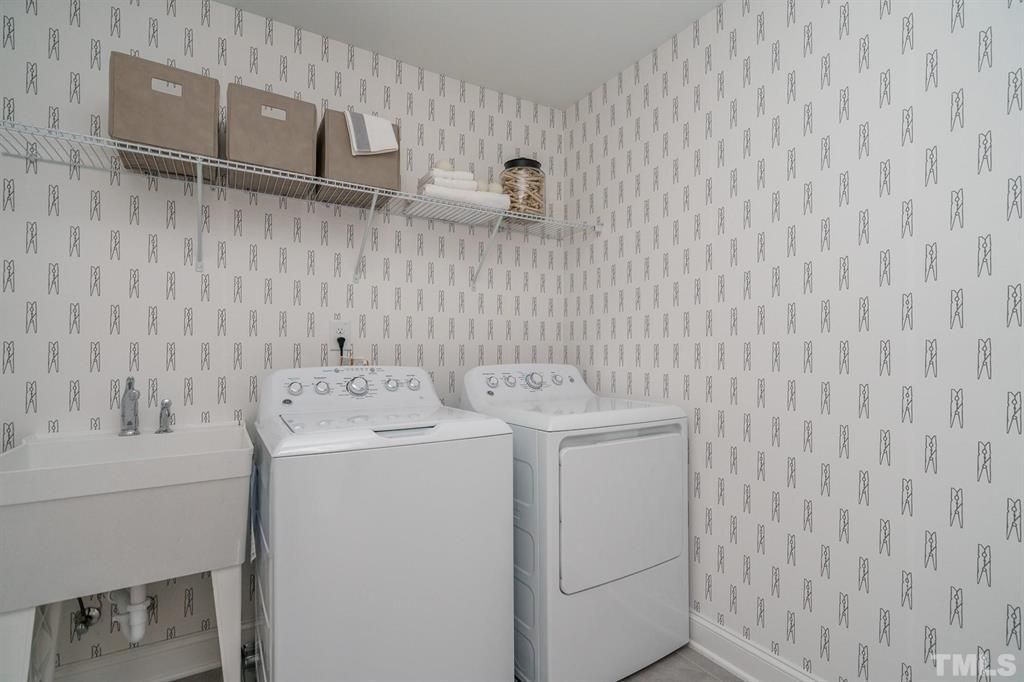 Building Photo - 2806 Austin Fls Sta