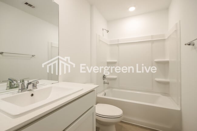 Building Photo - 19747 US-59