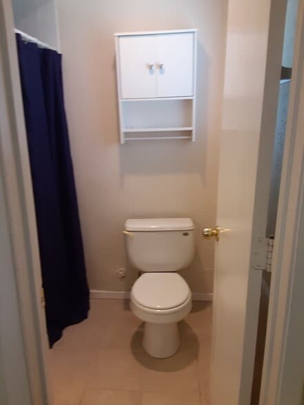 master bath - 3324 Dorothy Ln