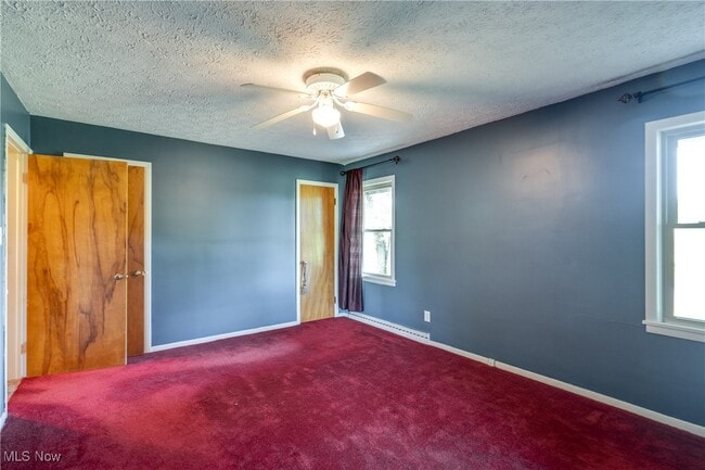 Building Photo - 4017 Bellaire Ln