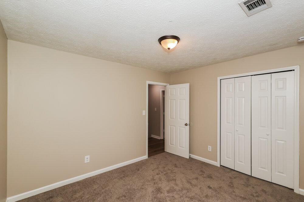 Building Photo - 5599 Rock Shoals Way