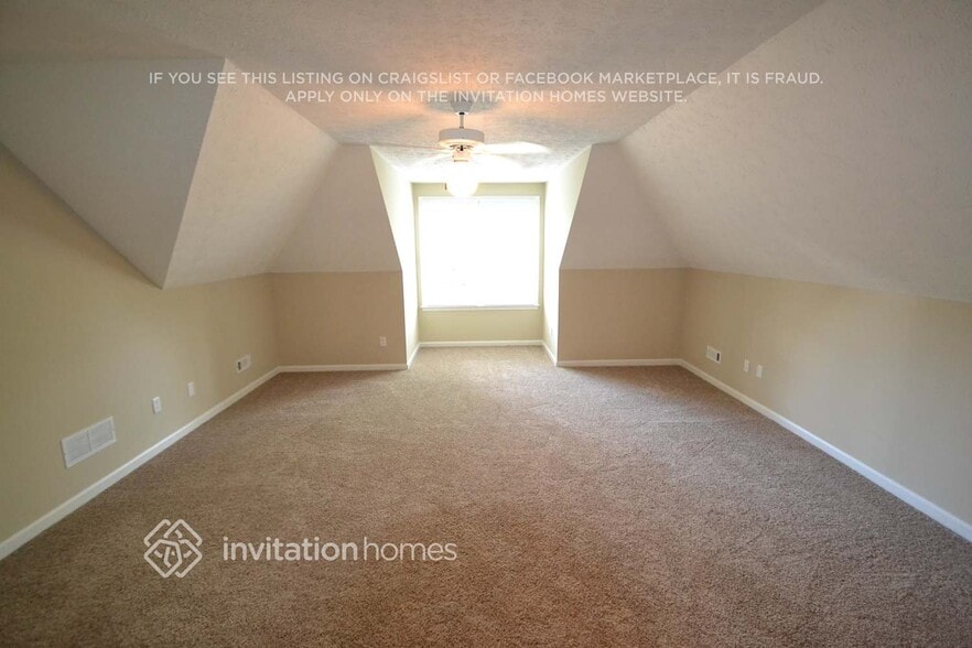 Building Photo - 2999 Orchard Rd SW