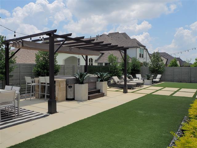Building Photo - 1310 Sunflower Ave