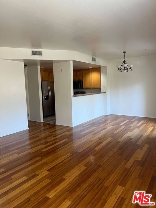 Building Photo - 4600 Don Lorenzo Dr