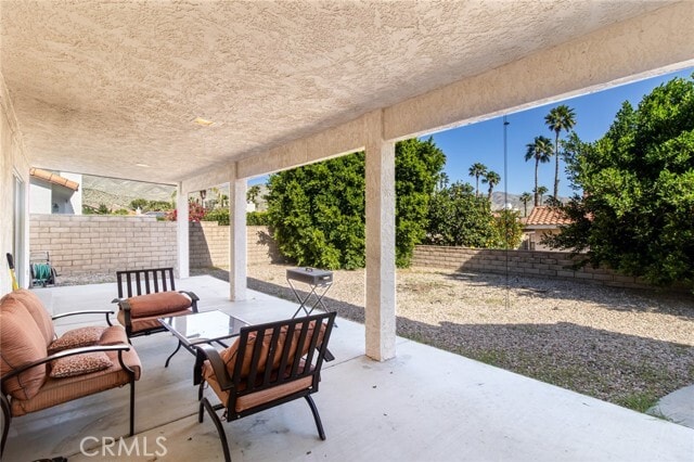 Building Photo - 64109 Doral Dr