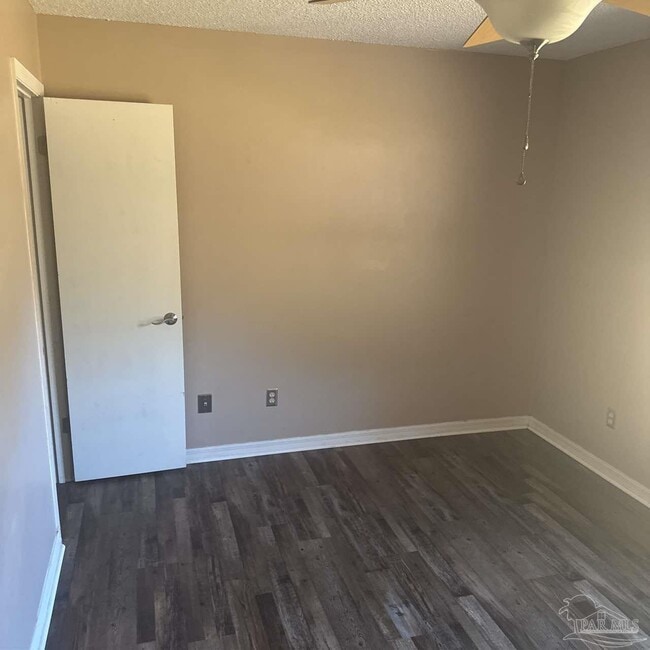 Building Photo - 4251 Willow St