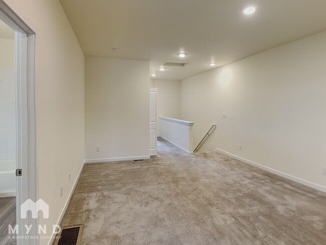 Building Photo - 887 E 98th Ave