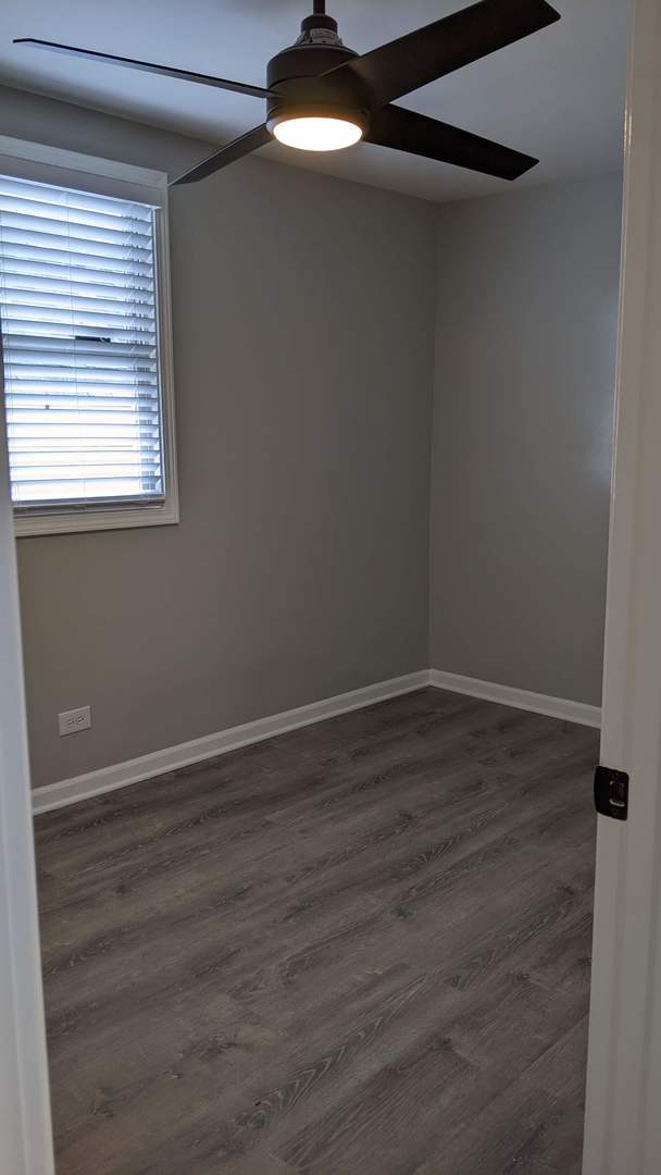 Building Photo - 2507 N Lotus Ave