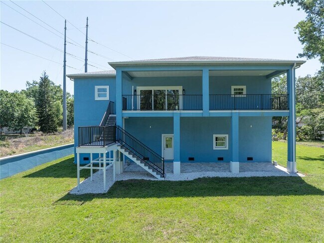 Building Photo - 1033 Hammock Cir