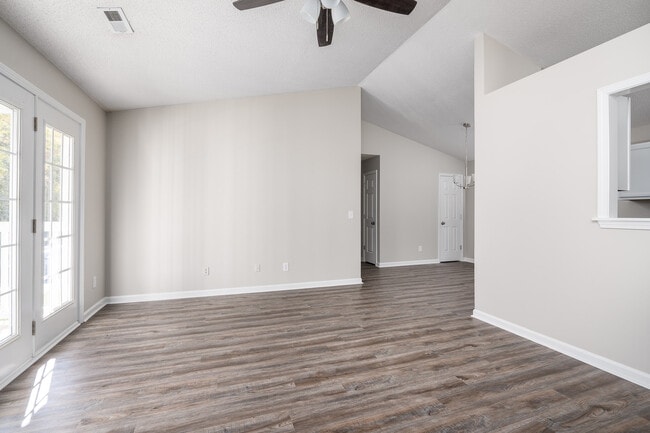 Building Photo - 7145 W Friendly Ave