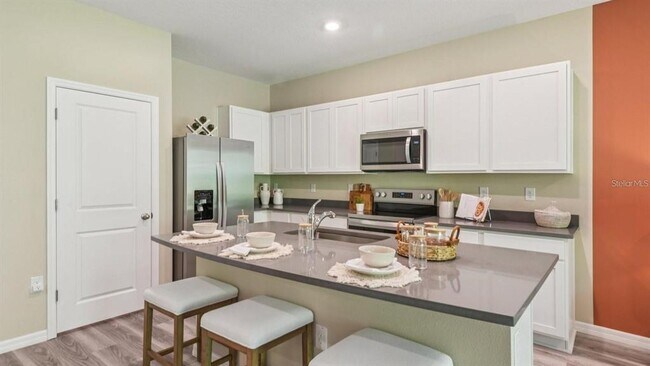 Building Photo - 8106 Swan Mist Wy