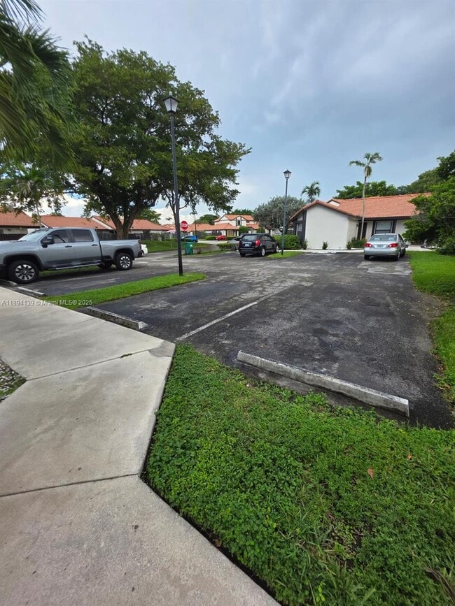 Building Photo - 15090 SW 49th Ln