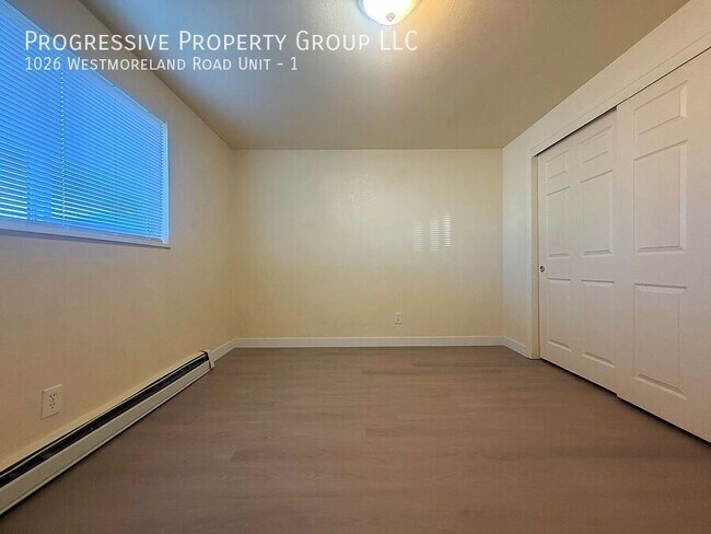 Building Photo - 1026 Westmoreland Rd