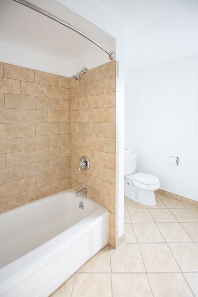 Building Photo - South Salem 4 Bedroom 2 Bath Home Available Mid June !!!