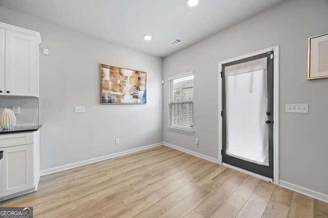 Building Photo - 7122 Chara Ln