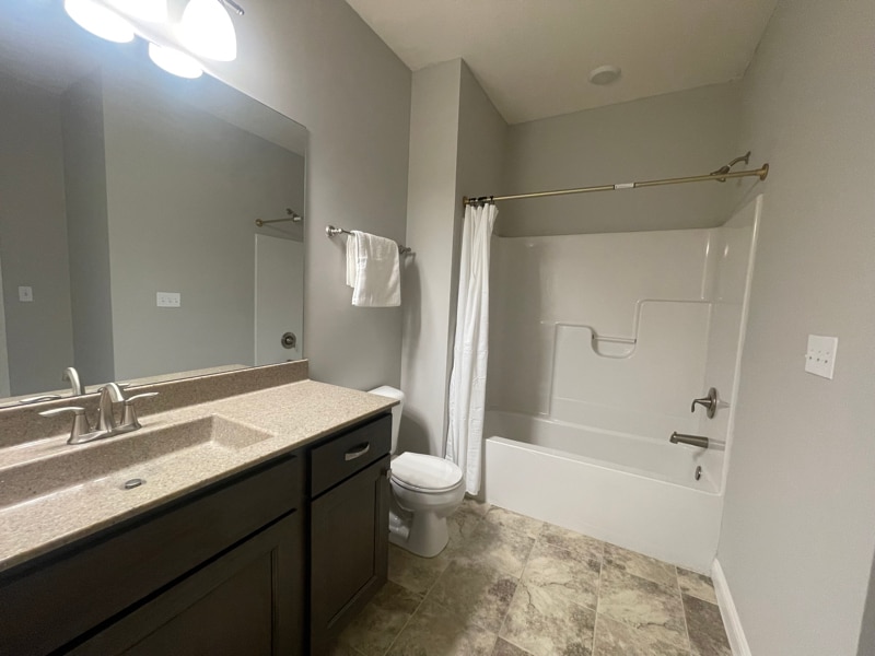 Building Photo - 1525 Residence Dr