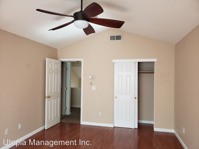 Building Photo - 4 br, 3.5 bath House - 1324 Kondos Ave