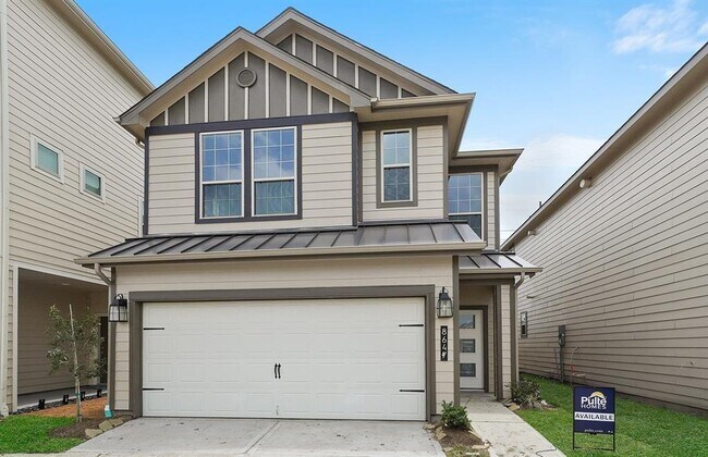 Building Photo - 8647 Cedardale Park Dr
