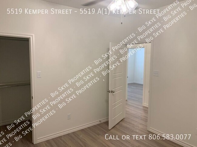 Building Photo - 5519 Kemper St