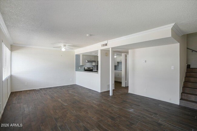 Building Photo - 6528 N 17th Ave