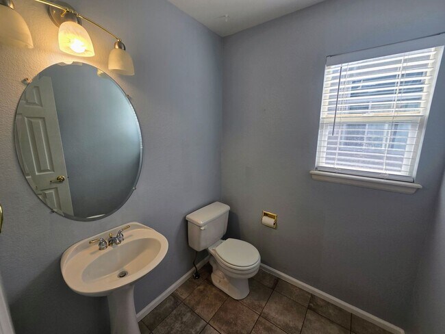 Building Photo - Beautiful Highlands Ranch Home with Finished Basement & 3-Car Garage!