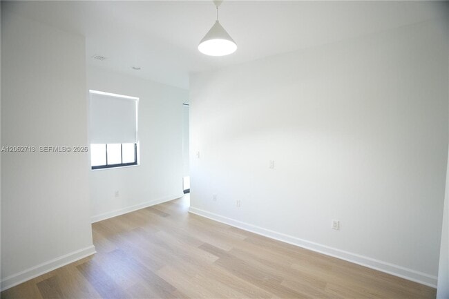 Building Photo - 10440 NW 61 Ln.