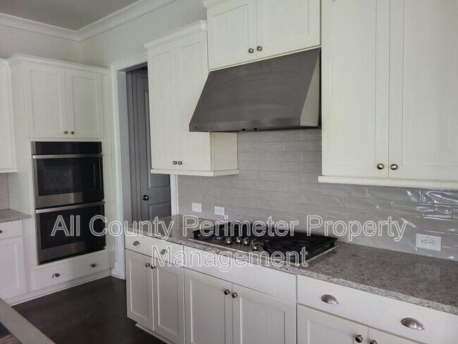 Building Photo - 819 Olmsted Ln